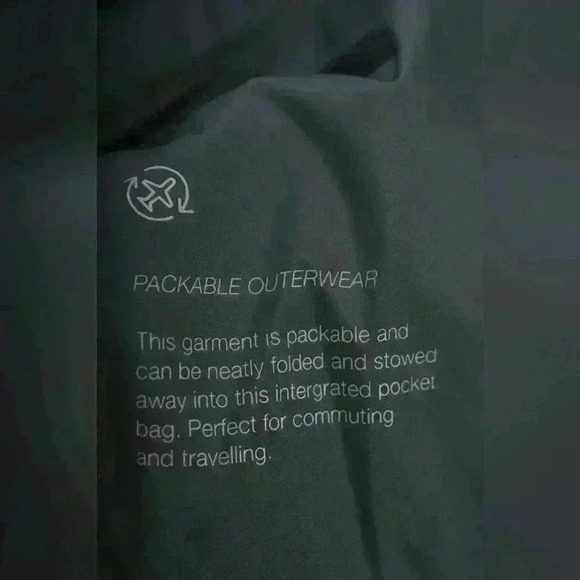 NWT  SELECTED HOMME Blue Recycled Polyester Packable Hooded Wind Jacket Medium - Picture 6 of 13